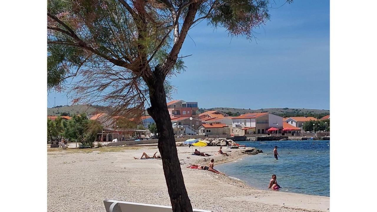 Blue Sea Vir Apartments מראה חיצוני תמונה